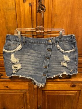Y2K Grunge Distressed Asymmetrical Denim Skort Raw Hem Plus 3X shorts edgy